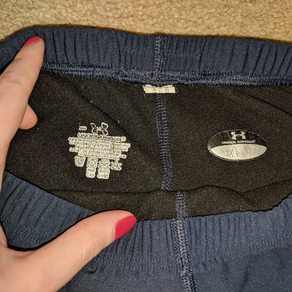 Under Armour athletic leggings - navy blue - small - cold gear / Fleece lined - Picture 2 of 11